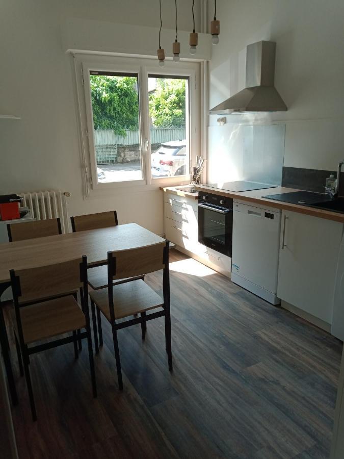 Appartement F2 Meuble Centre Ville Brive-la-Gaillarde Exterior photo